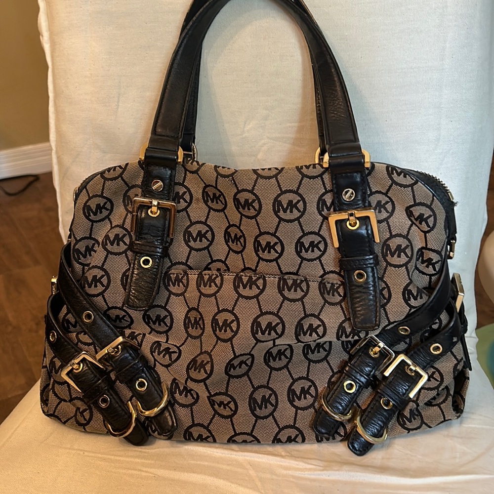 Black and Tan Micheal Kors Bag